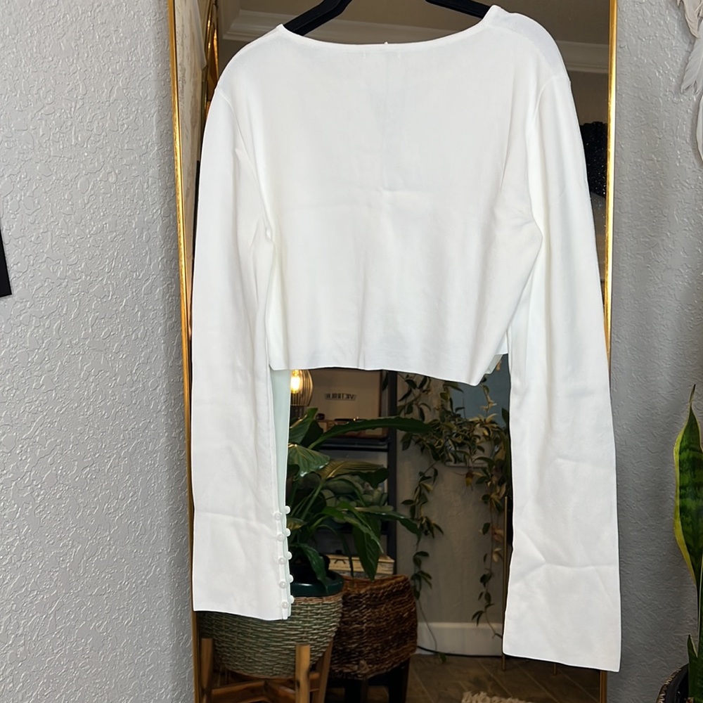 HOUSE OF CB 'Eloise' Ivory Cropped Cardigan NWOT - Picture 11 of 12